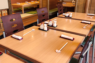 Table Seating [Up to 8 people]